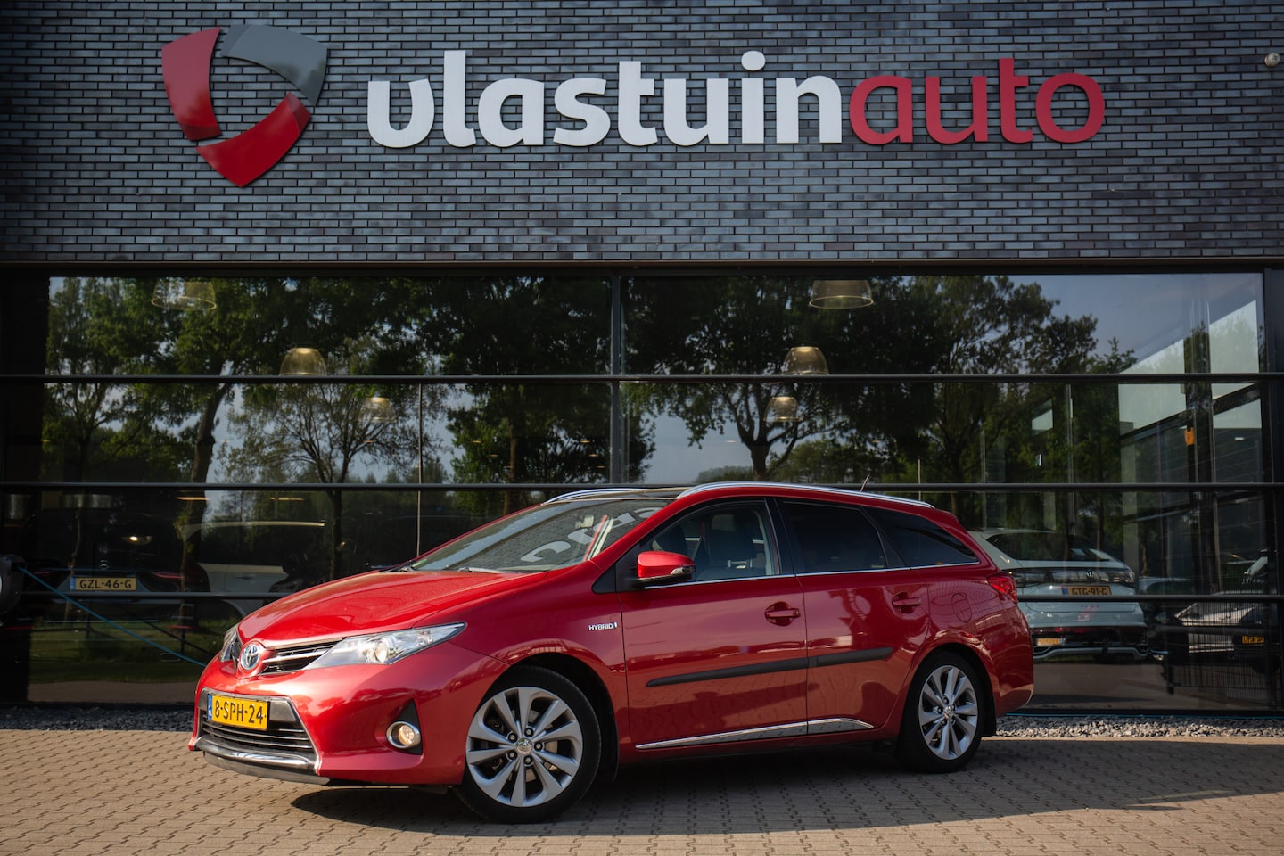 Toyota Auris Touring Sports - 1.8 Hybrid Lease Panoramadak, Cruise control - AutoWereld.nl