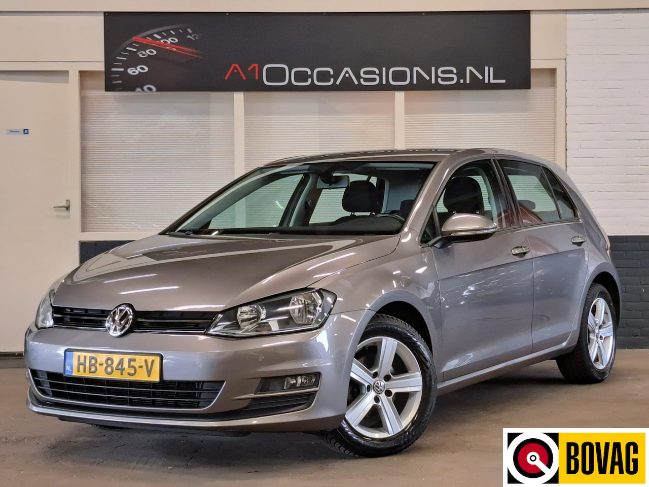 Volkswagen Golf - 1.2 TSI Trendline + NAVI ! - AutoWereld.nl