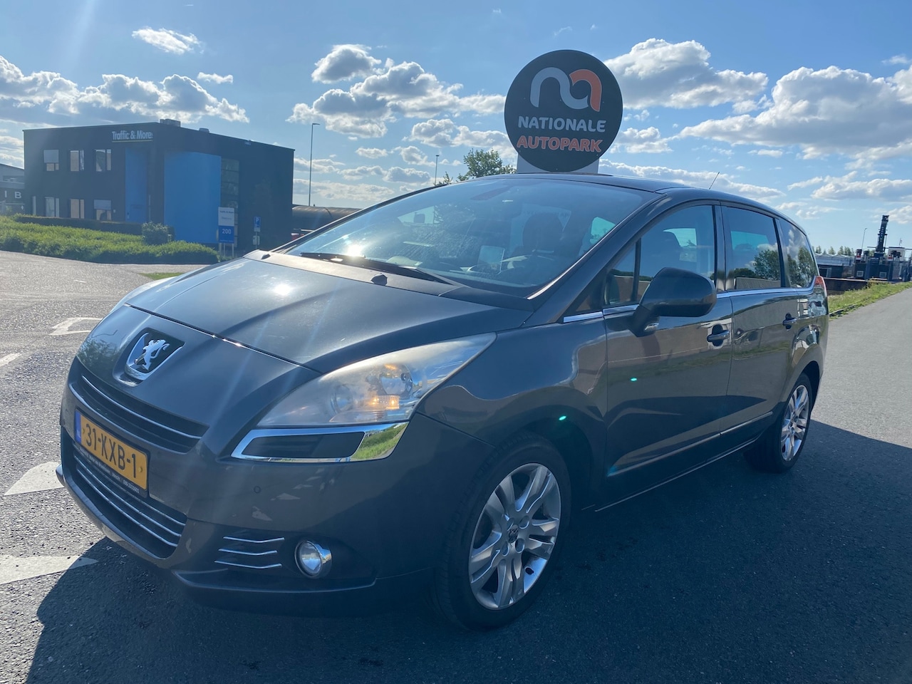 Peugeot 5008 - 2010 * 2.0 HDiF Blue Lease Executive 7p * Panorama * - AutoWereld.nl