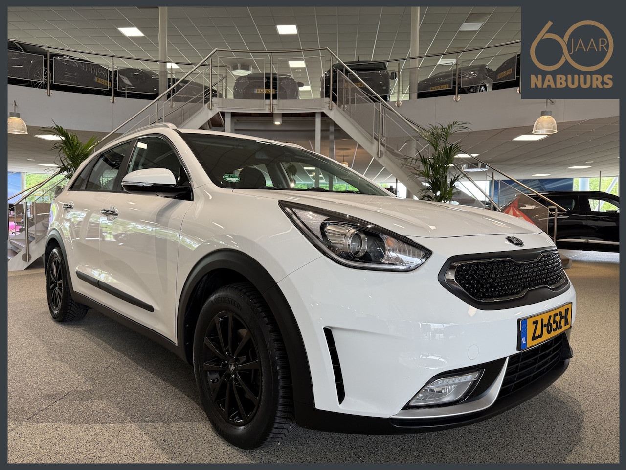 Kia Niro - 1.6 GDi Hybrid ExecutiveLine 1.6 GDi Hybrid ExecutiveLine, NL auto, Trekhaak - AutoWereld.nl