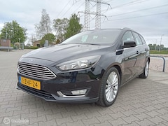 Ford Focus Wagon - 1.0 Titanium Edition/clima/navi/cruise