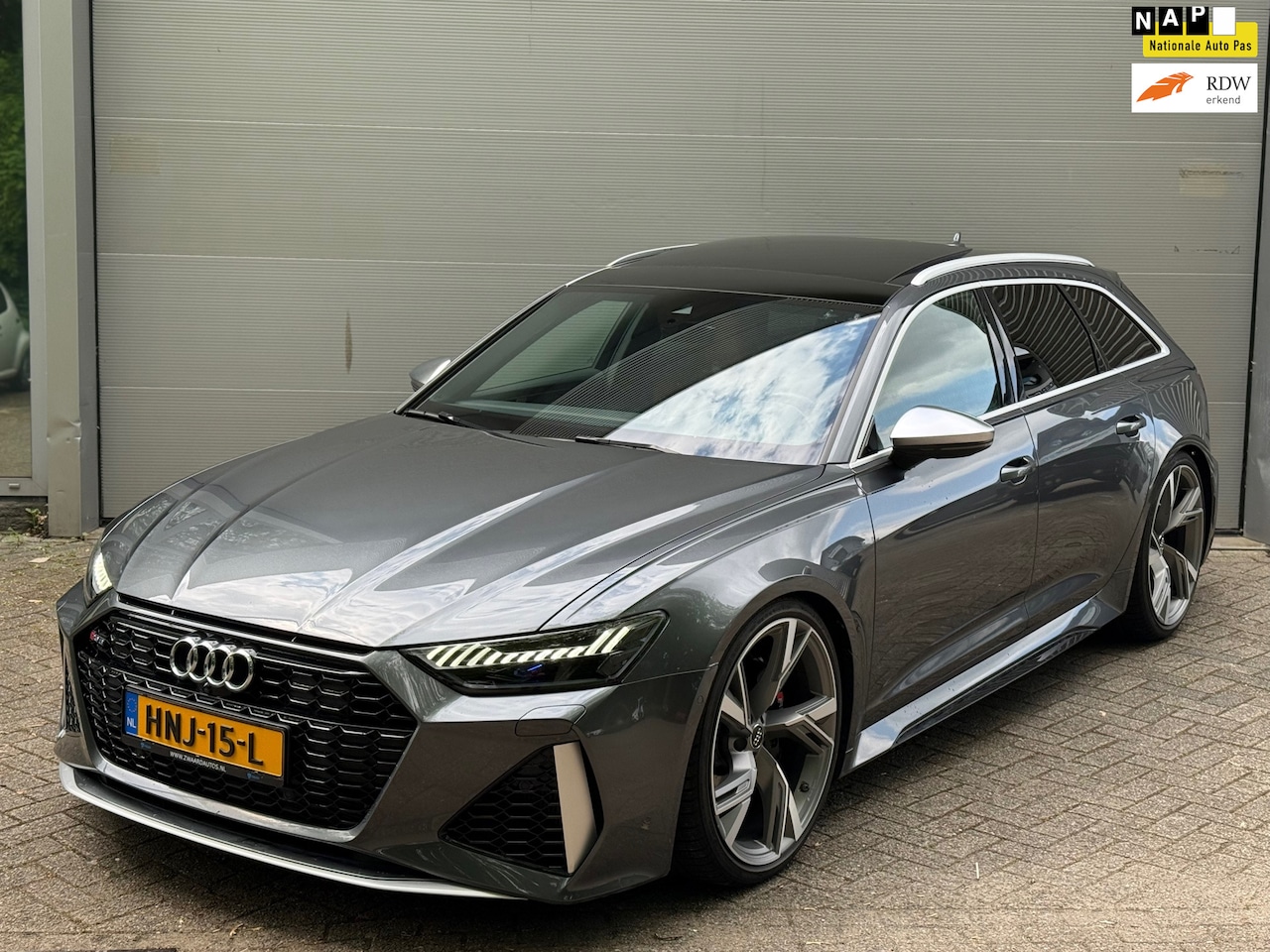Audi A6 Avant - RS6 TFSI quattro l Pano l Carbon l Luchtvering l Exclusive Leder l B&O l Camera l Matrix l - AutoWereld.nl