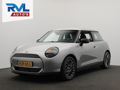 MINI Cooper - E Essential XS 40.7 kWh * NIEUW * Volledige BMW Dealer Garantie