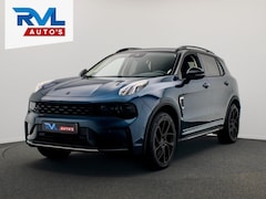 Lynk & Co 01 - 1.5 261PK Plug-in Hybrid *Black pakket* 360* camera Pano/dak Apple/Carplay Adaptive/Cruise