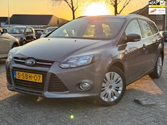 Ford Focus Wagon - 1.0 EcoBoost Titanium NAVI CLIMA NIEUWE DISTRIBUTIERIEM