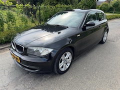 BMW 1-serie - 116i High Executive Airco Cruise LM velgen
