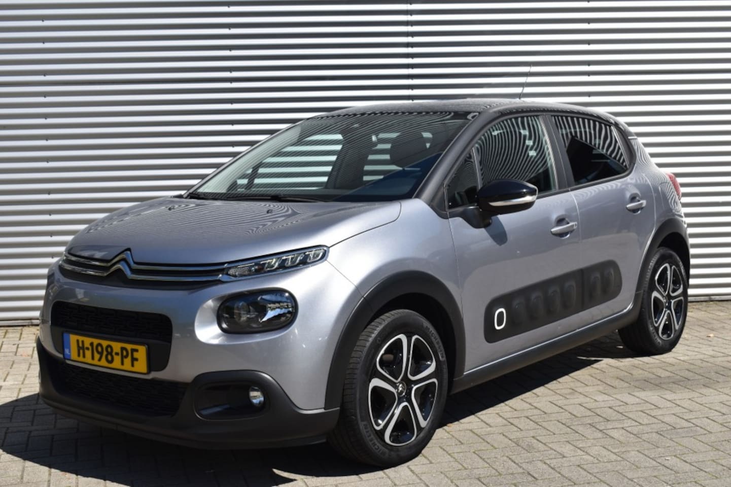 Citroën C3 - 1.2 PT FEEL EDITION / 1e EIGENAAR / NAVI / PDC / APPLE CARPLAY - AutoWereld.nl