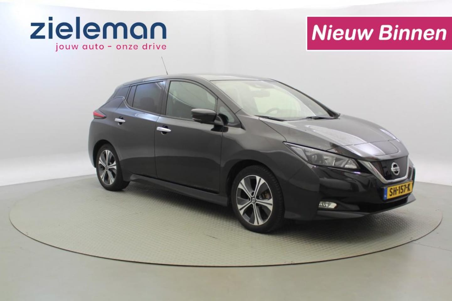 Nissan LEAF - 2.Zero Edition 40kWh - Camera, Stoel/stuur verwarm. SOH 100% - AutoWereld.nl