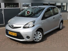 Toyota Aygo - 1.0 VVT-i Now KM69572-2e EIGEN.-AIRCO-DEALER ONDERHOUDEN