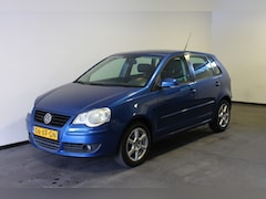 Volkswagen Polo - 1.4 16v Optive