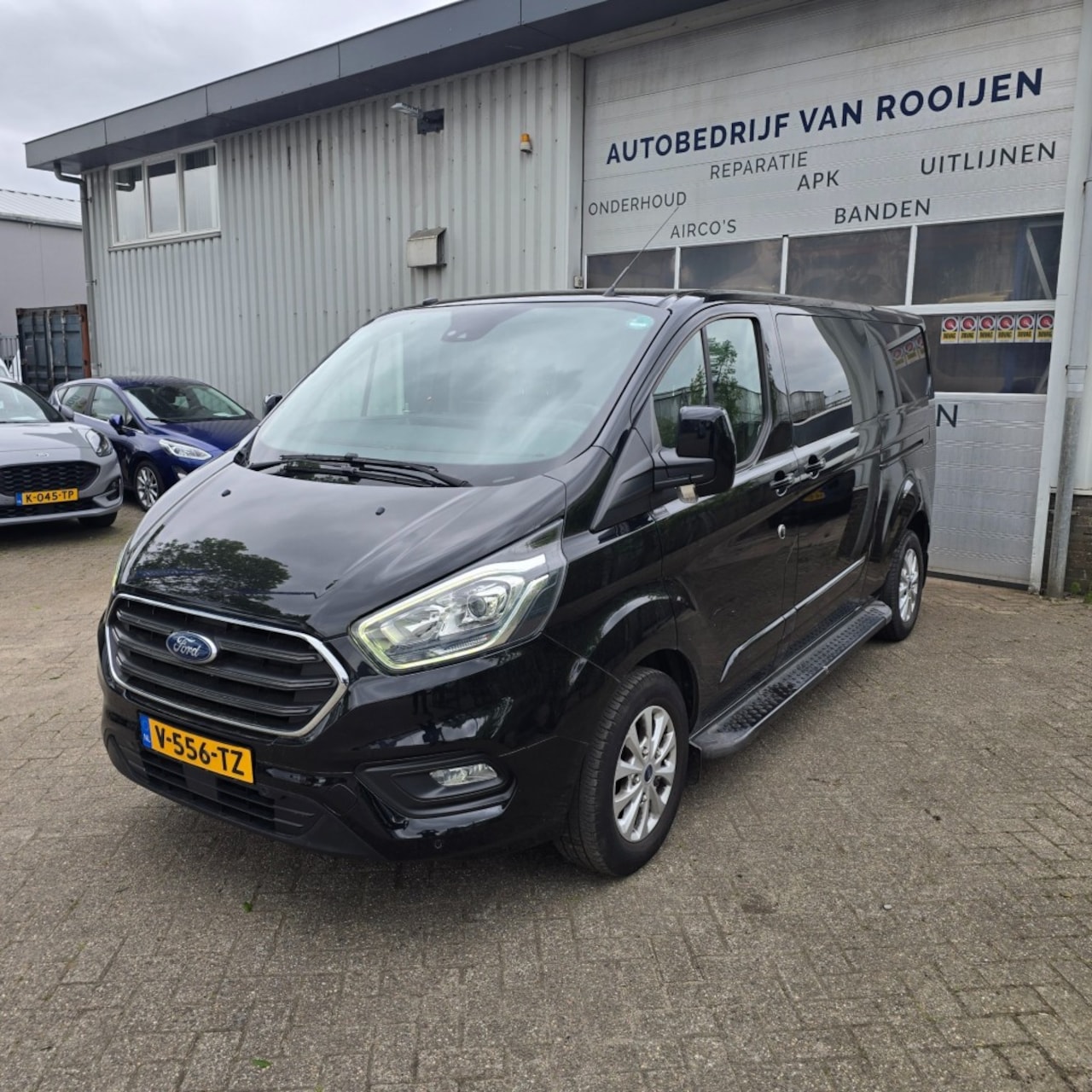 Ford Transit Custom - 2.0 TDCI Automaat 170 PK Dubbel cabine - AutoWereld.nl
