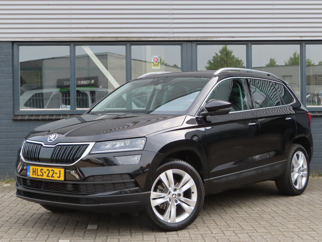 Skoda Karoq - 1.5 TSI ACT Style DSG | Lederen bekleding | elektrisch verstelbare stoel + geheugen | came - AutoWereld.nl