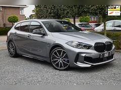 BMW 1-serie - M135i xDrive High Executive Color Vision 306 PK Dealer o.h Harman Kardon Camera 19''