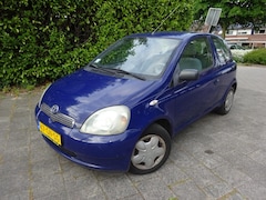 Toyota Yaris - 1.3-16V VVT-i Sol MER AIRCO