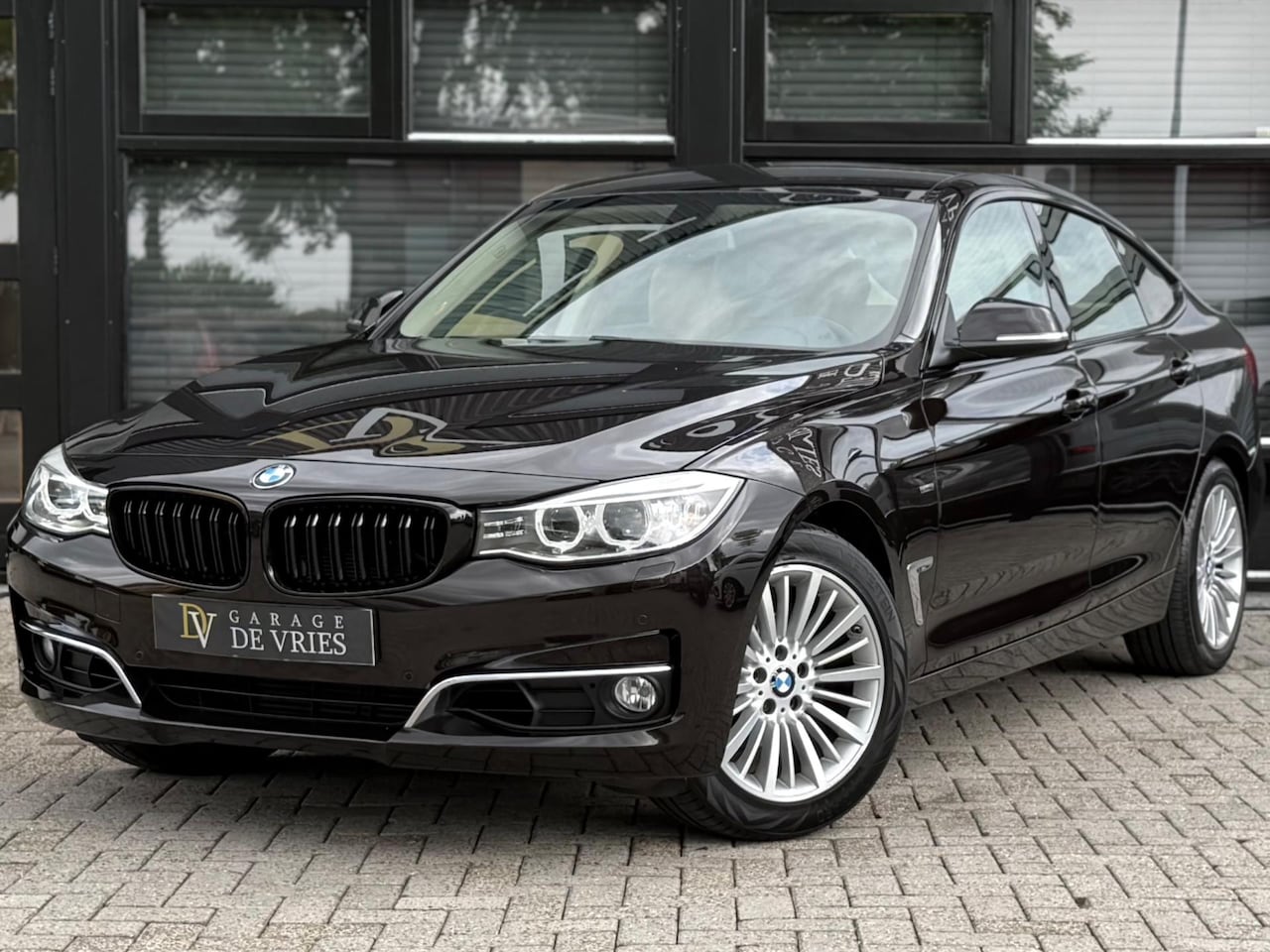 BMW 3-serie Gran Turismo - 320i Luxury High Executive Automaat Orig. NL NAP Navi Professional - AutoWereld.nl
