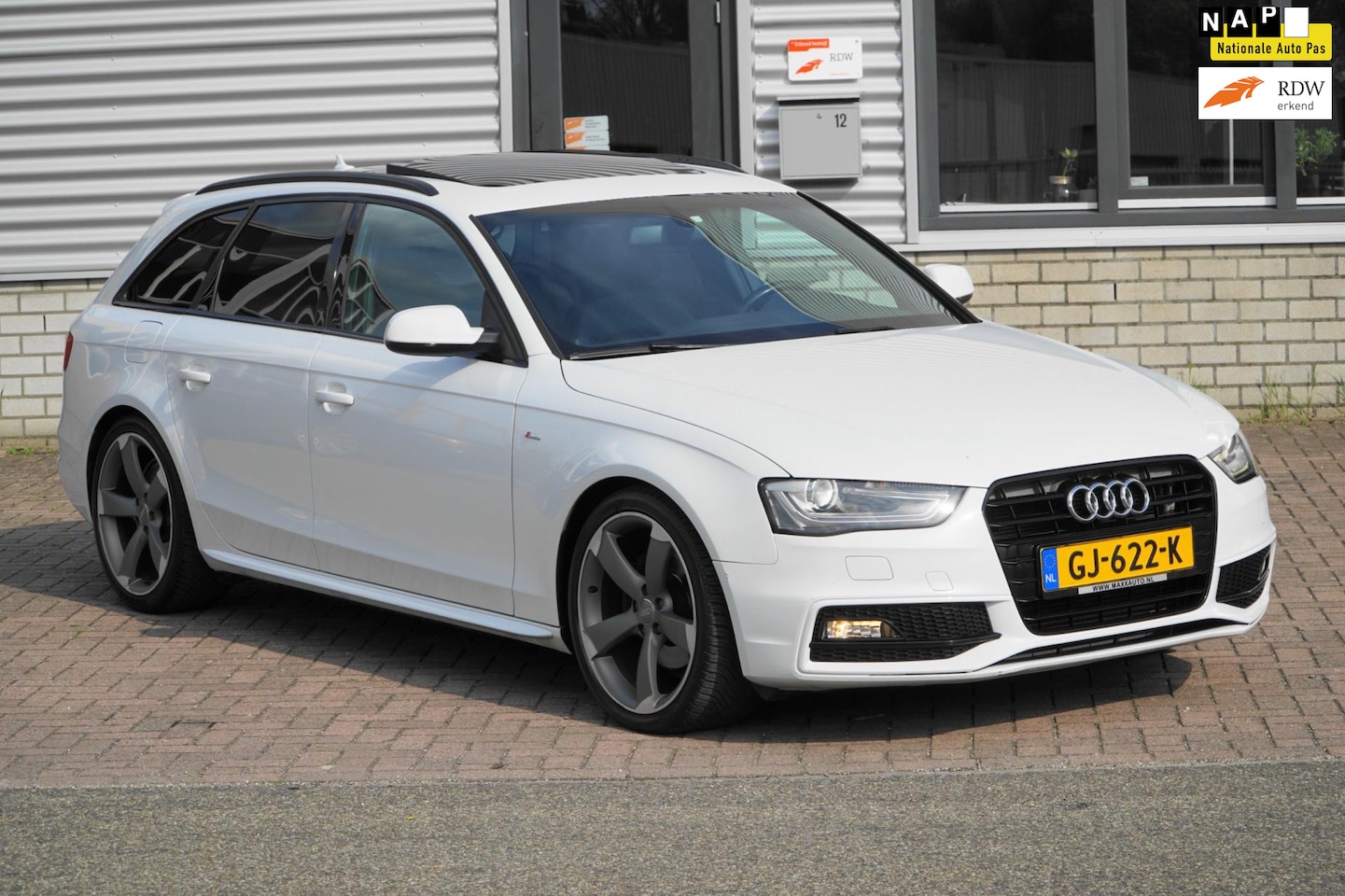 Audi A4 Avant - 1.8 TFSI S-LINE PANORAMADAK - AutoWereld.nl