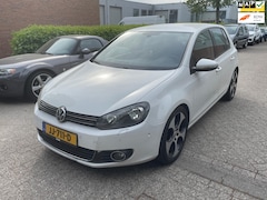 Volkswagen Golf - 1.4 TSI R-Line Edition LET OP DSG DEFECT