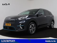 Kia e-Niro - ExecutiveLine 64 kWh | Parkeersensoren | Navigatie | Stoel en stuurwiel verwarmd | LM velg