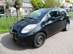 Toyota Yaris - 1.0 VVTi Airco INRUILKOOPJE ZO MEE EXPORT?