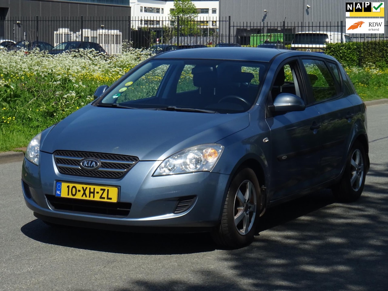 Kia Cee'd - 1.4 X-tra NAP/AIRCO/ELEKRAM/LMVELG/APK 06-2026 - AutoWereld.nl
