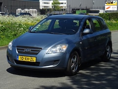 Kia Cee'd - 1.4 X-tra 5-DEURS NAP/AIRCO/APK 06-2026