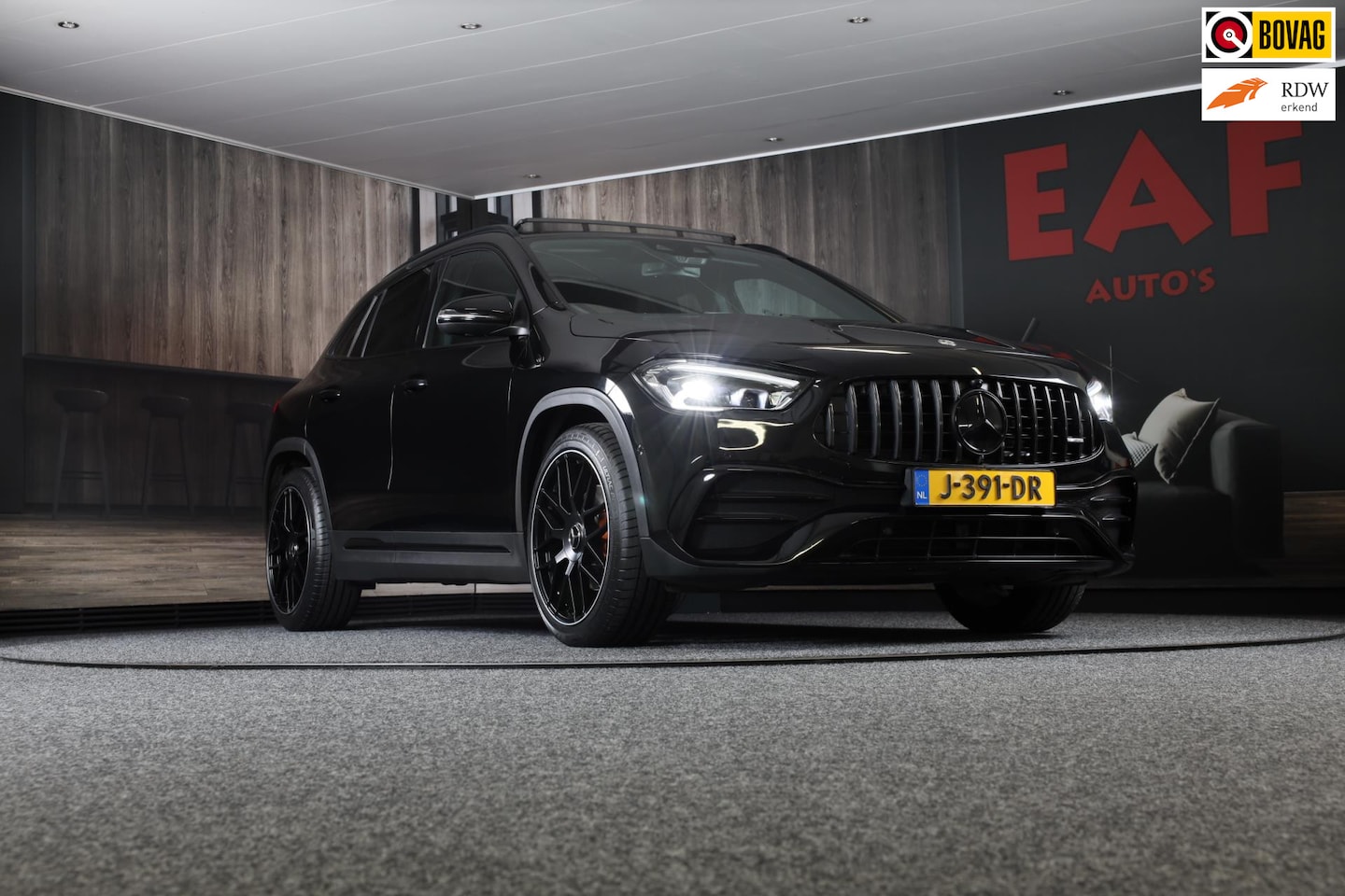 Mercedes-Benz GLA-Klasse - 200 AMG Line / 163 Pk / AUT / Elek Stoelen / Ecc / Lane Assist / Cruise Control / Open Pan - AutoWereld.nl