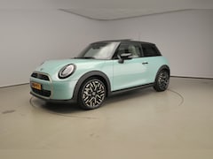 MINI Cooper - 3-deurs C Automaat / Favoured Trim / Pakket M / Panoramadak / Park assist / Head-up / Alu