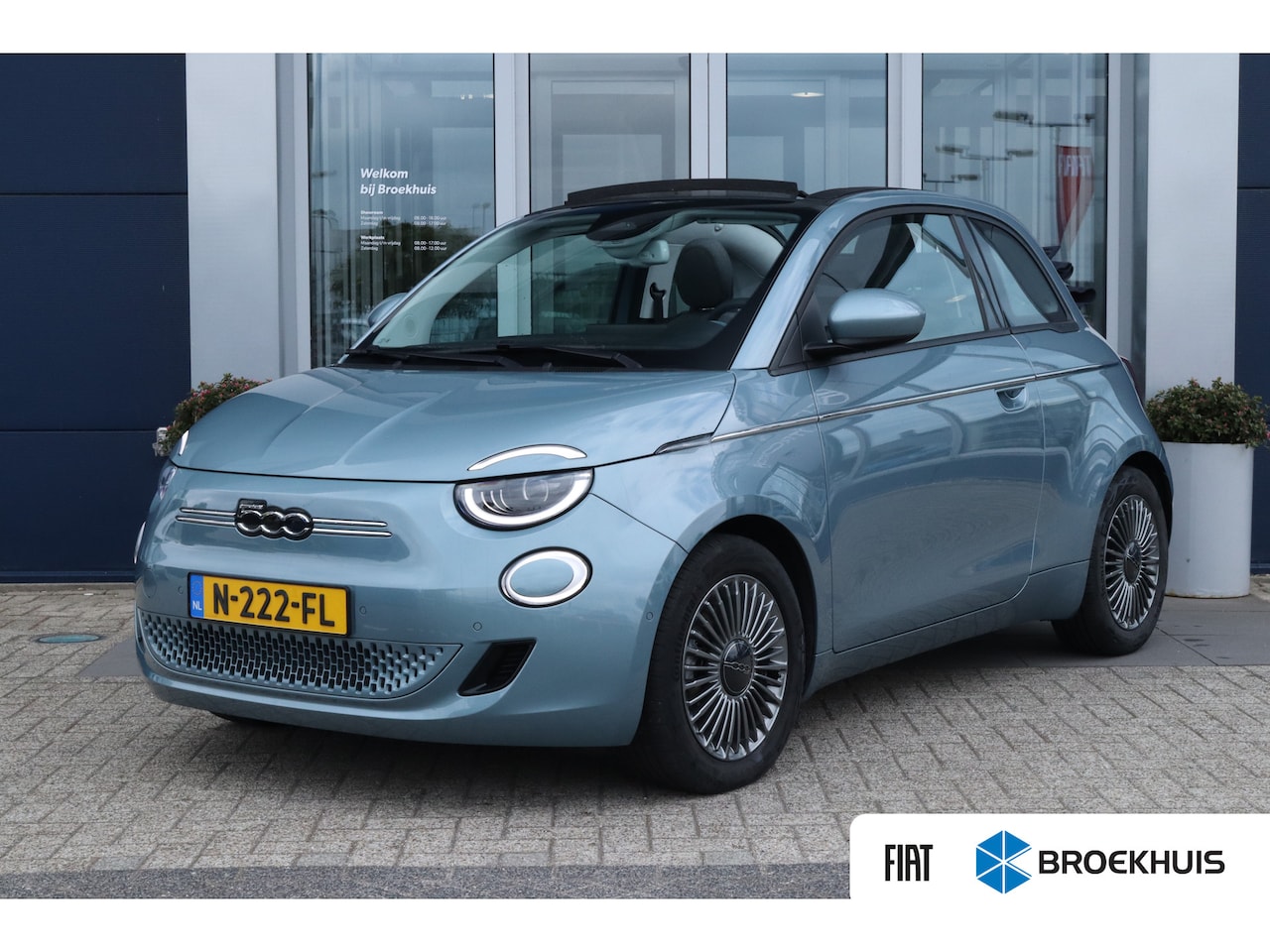 Fiat 500e - Icon 42 kWh | Cabrio | Stoelverwarming | Adaptieve Cruise | Camera | Navi | Carplay | Keyl - AutoWereld.nl
