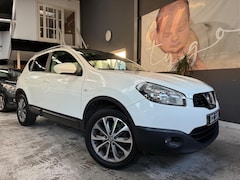Nissan Qashqai - 1.6 Connect Edition, cruisecontrol, trekhaak, pano, navi, camera