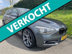 BMW 1-serie - 116d Business m-sport - uitstraling auto 18 inch - Sportstoelen - Navi