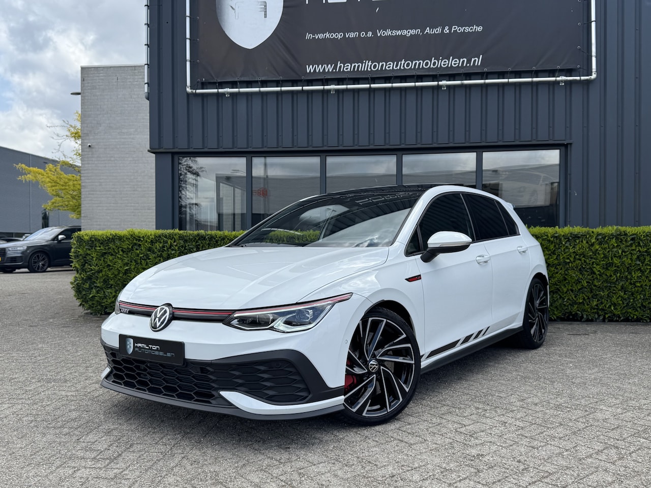 Volkswagen Golf - 8 GTI Clubsport 2.0 TSI 300pk DSG / Aut. Full options fabrieksgarantie 63dkm!! - AutoWereld.nl