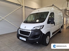 Peugeot Boxer - 330 2.2 BlueHDi 140 L2H2 Premium | Achteruitrijcamera | Airconditioning | Cruise control