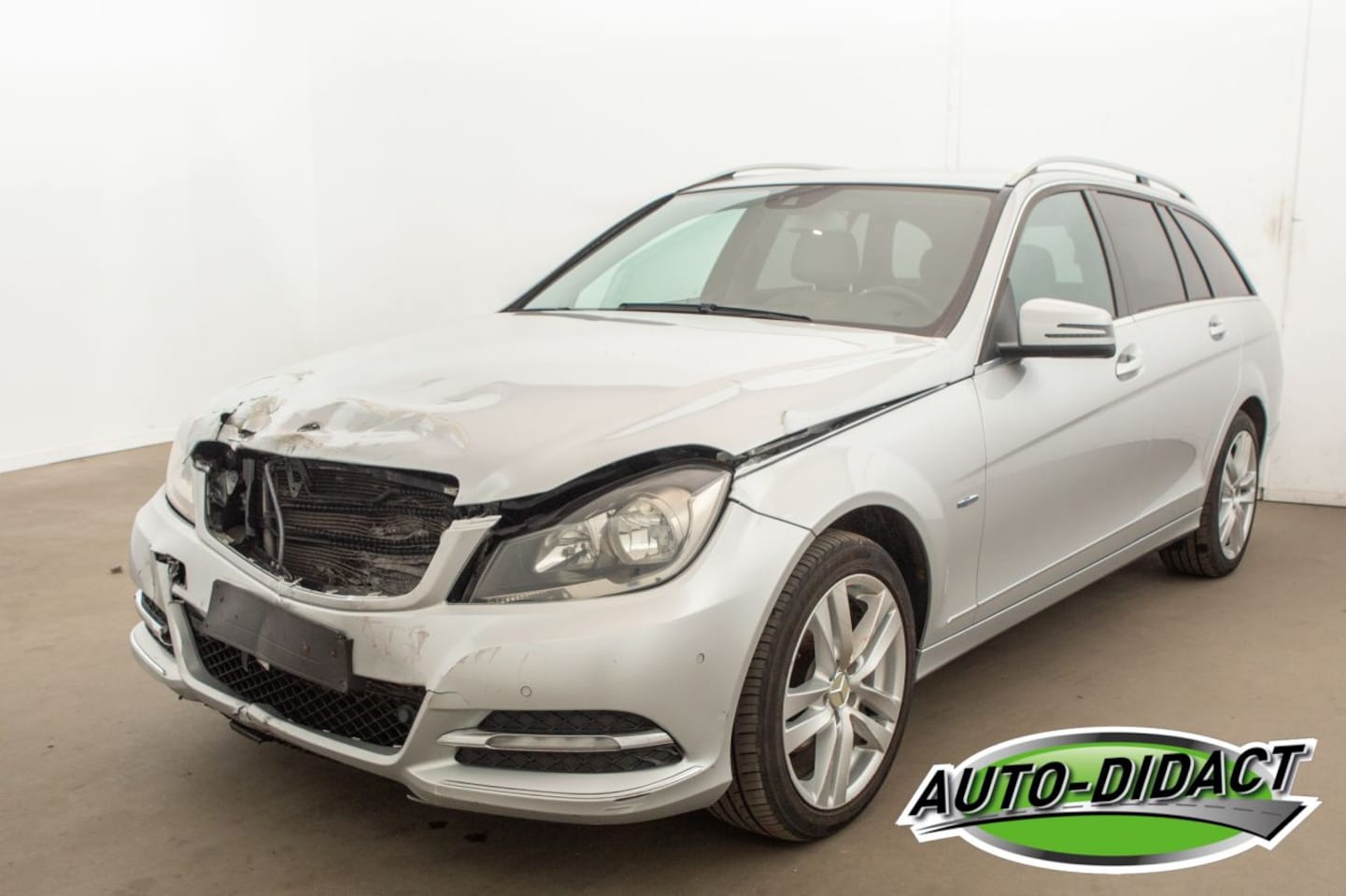 Mercedes-Benz C-klasse - C200 CDI Navi - AutoWereld.nl