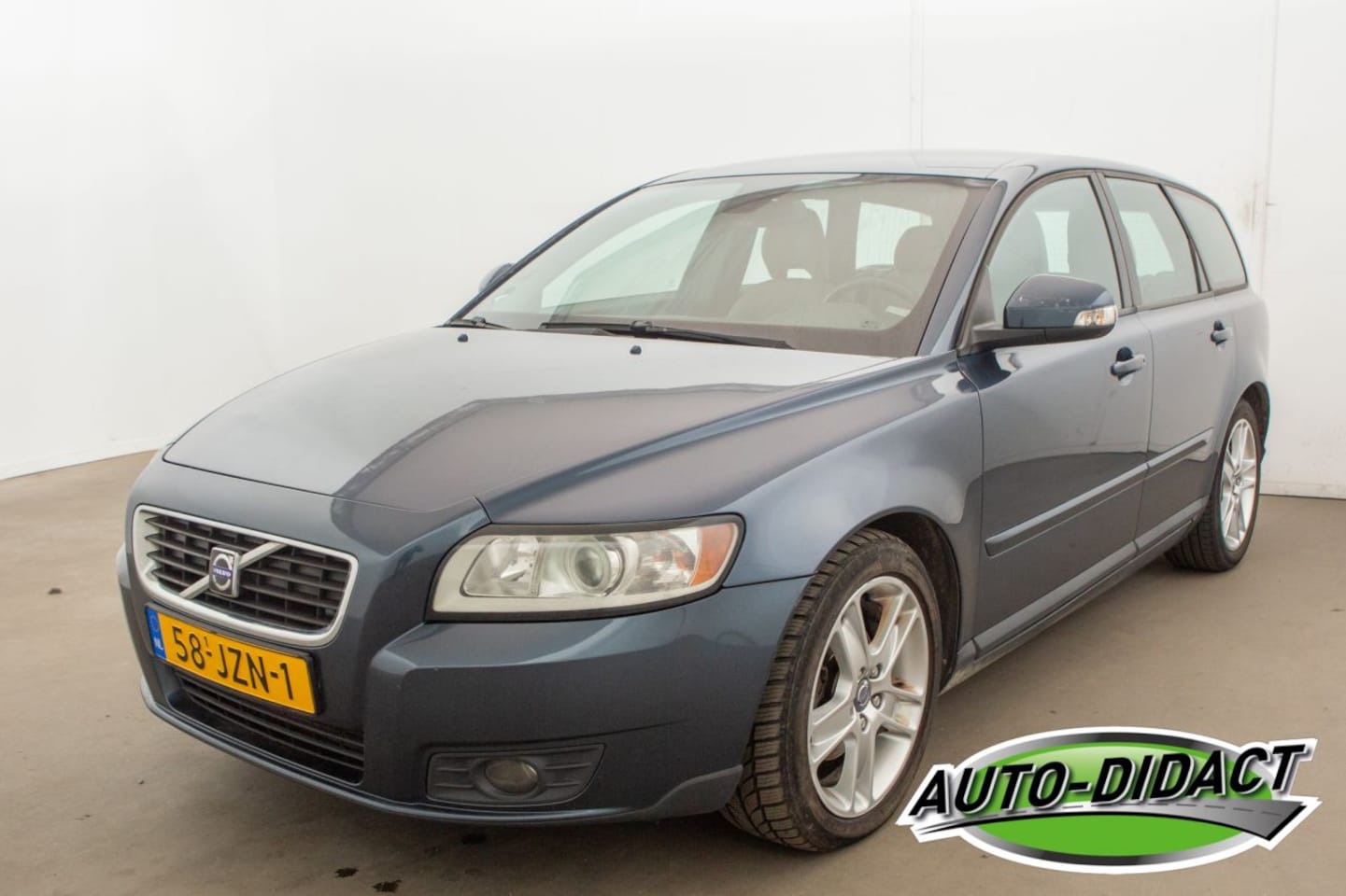 Volvo V50 - V-50 1.6D S/S Airco - AutoWereld.nl