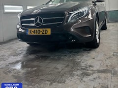 Mercedes-Benz GLA-Klasse - 220 d 4Matic Prestige