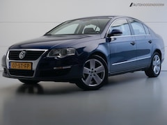 Volkswagen Passat - 2.0 FSI Comfortline (AIRCO, CRUISE, PARKEERSENSOREN, COMFORT-STOELEN, LM-VELGEN, NIEUWE AP