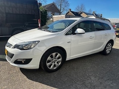 Opel Astra Sports Tourer - 1.6 CDTi 2015 Euro 6 Navi Airco Cruise