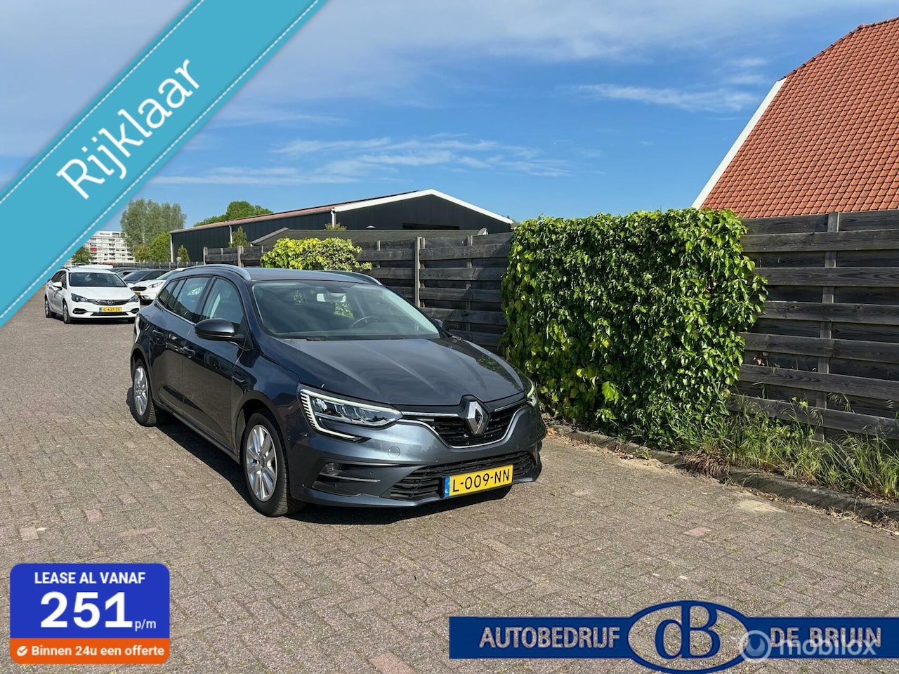 Renault Mégane Estate - 1.3 TCe Business Zen automaat trekhaak - AutoWereld.nl
