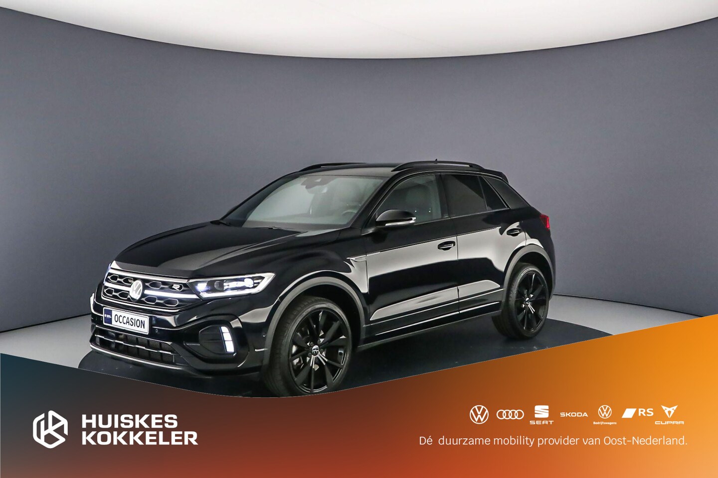 Volkswagen T-Roc - R-Line 1.5 TSI 150pk DSG Automaat Black style, Adaptive cruise control, Achteruitrijcamera - AutoWereld.nl