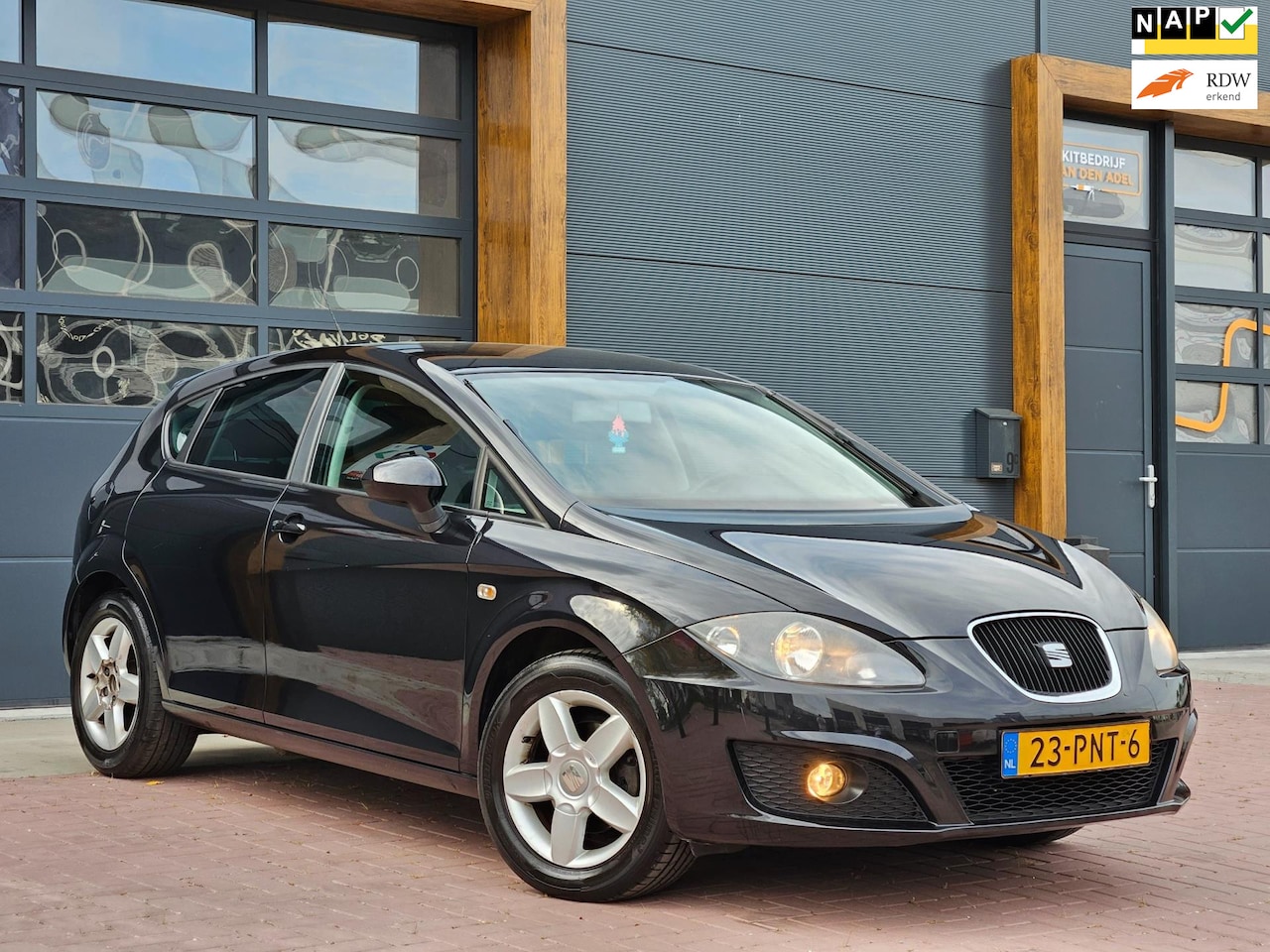 Seat Leon - 1.2 TSI Ecomotive COPA Airco/Cruise/Trekhaak/Lmv/Nap/Boekjes - AutoWereld.nl