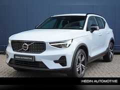 Volvo XC40 - 2.0 B4 Plus Dark | Trekhaak | Pilot assist | Dode hoek detectie | Harman/kardon audio | El