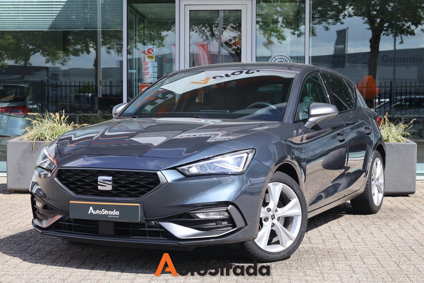 Seat Leon - 1.5 FR eTSI 150pk DSG-7 | Adaptive | Virual | Climate | Sfeer | Carplay | Navi | LED - AutoWereld.nl