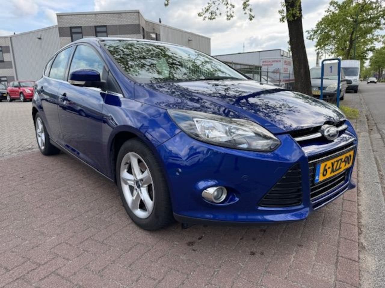 Ford Focus - 1.0 125pk EcoBoost 5deurs Edition Plus Airco/ECC,Cruisecontrol,Navigatie - AutoWereld.nl