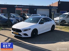 Mercedes-Benz A-klasse - 220 4MATIC Premium Plus