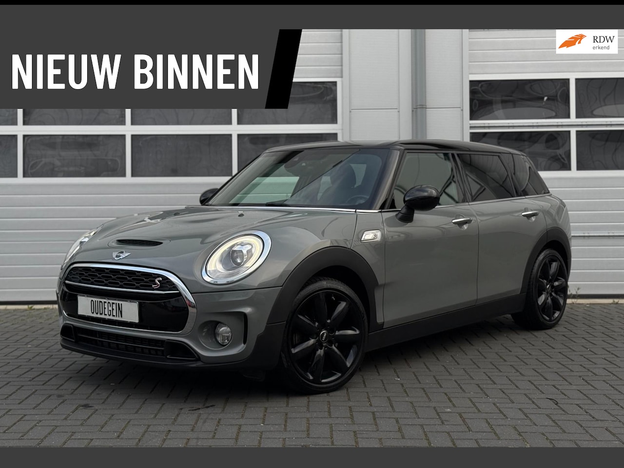 MINI Clubman - Mini 2.0 Cooper S Serious Business / KEYLESS / GARANTIE / SFEERVERLICHTING / NAVI / CAMERA - AutoWereld.nl