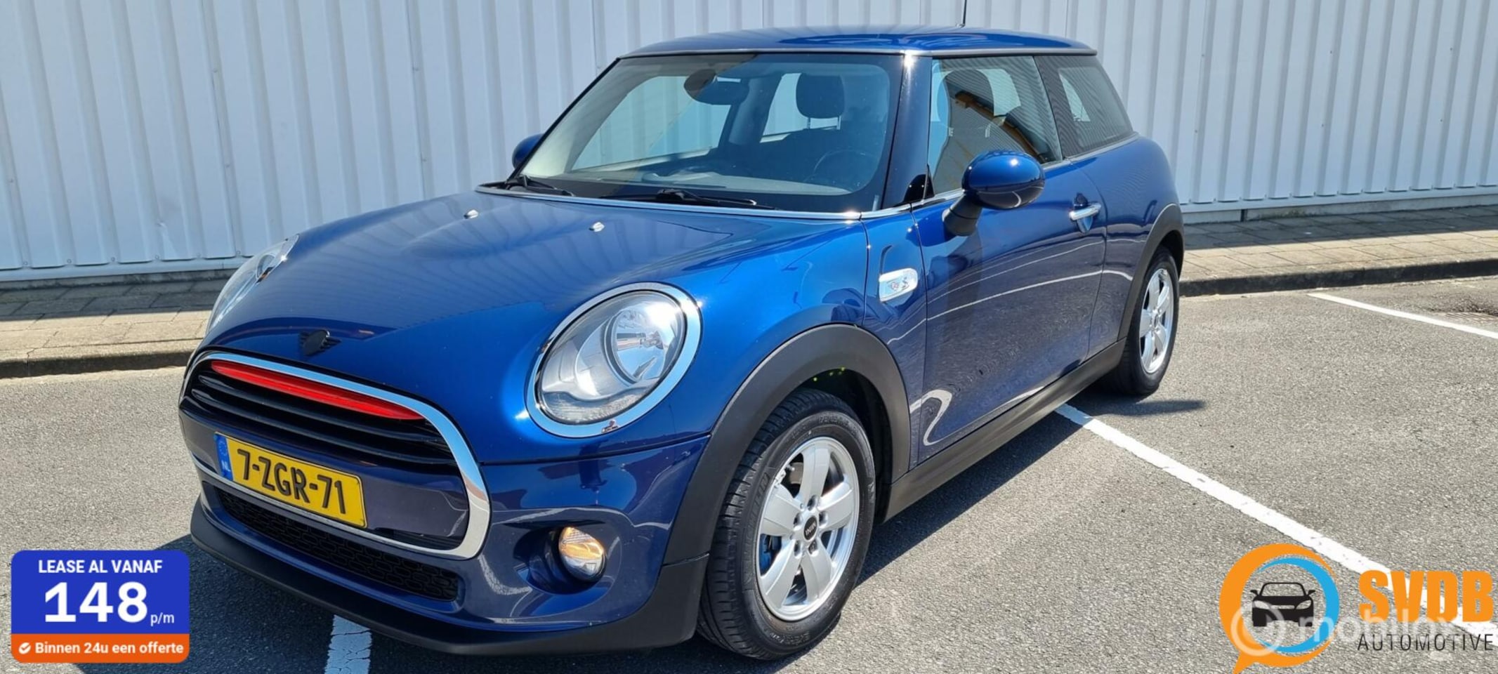 MINI Cooper - Mini 1.5 Business 136pk/navigatie/clima/etc - AutoWereld.nl