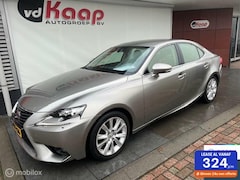 Lexus IS - 300h First Edition
