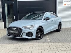 Audi A3 Limousine - 35 TFSI 3x S line Panodak uniek