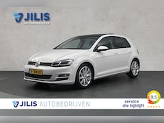 Volkswagen Golf - 1.4 TSI Highline | Elektrisch glazen panoramadak | BI-Xenon lampen | Sportstoelen | Climat