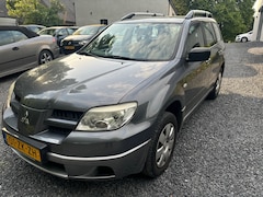 Mitsubishi Outlander Sport - 2.0 Invite AIRCO